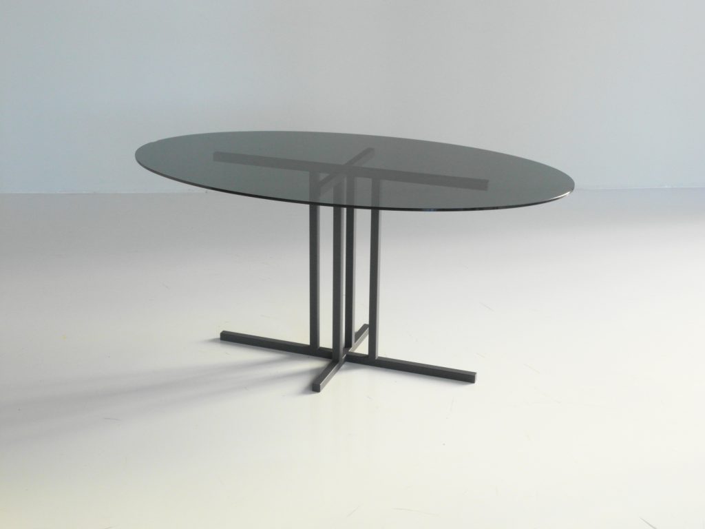 furniture design moebel esstisch tisch outdoor glas rauchglas gestell stahl designermoebel by f maurer 1