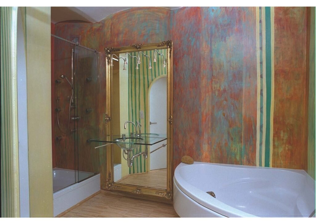 interior design interieur designer wohnung spiegel moebel mit barockrahmen glas waschtisch von produkt designer f maurer 3