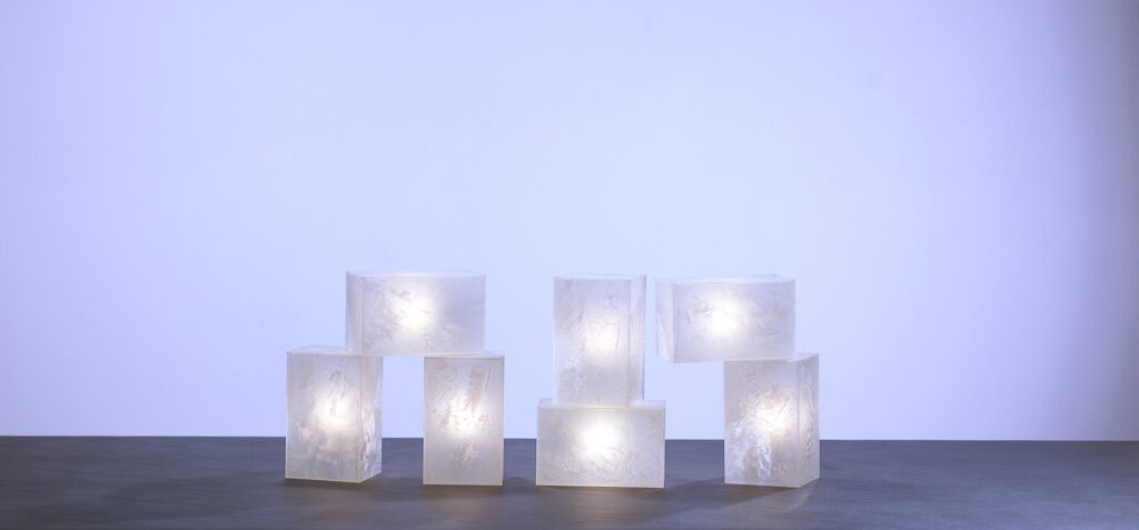 product design interior licht leuchte designleuchte kubus aus acryl mit eisblumen fuer artificial iceblock2